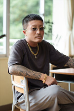 Netflixリアリティシリーズ『ラヴ上等』メンバーの塚原舜哉 a.k.a. つーちゃん