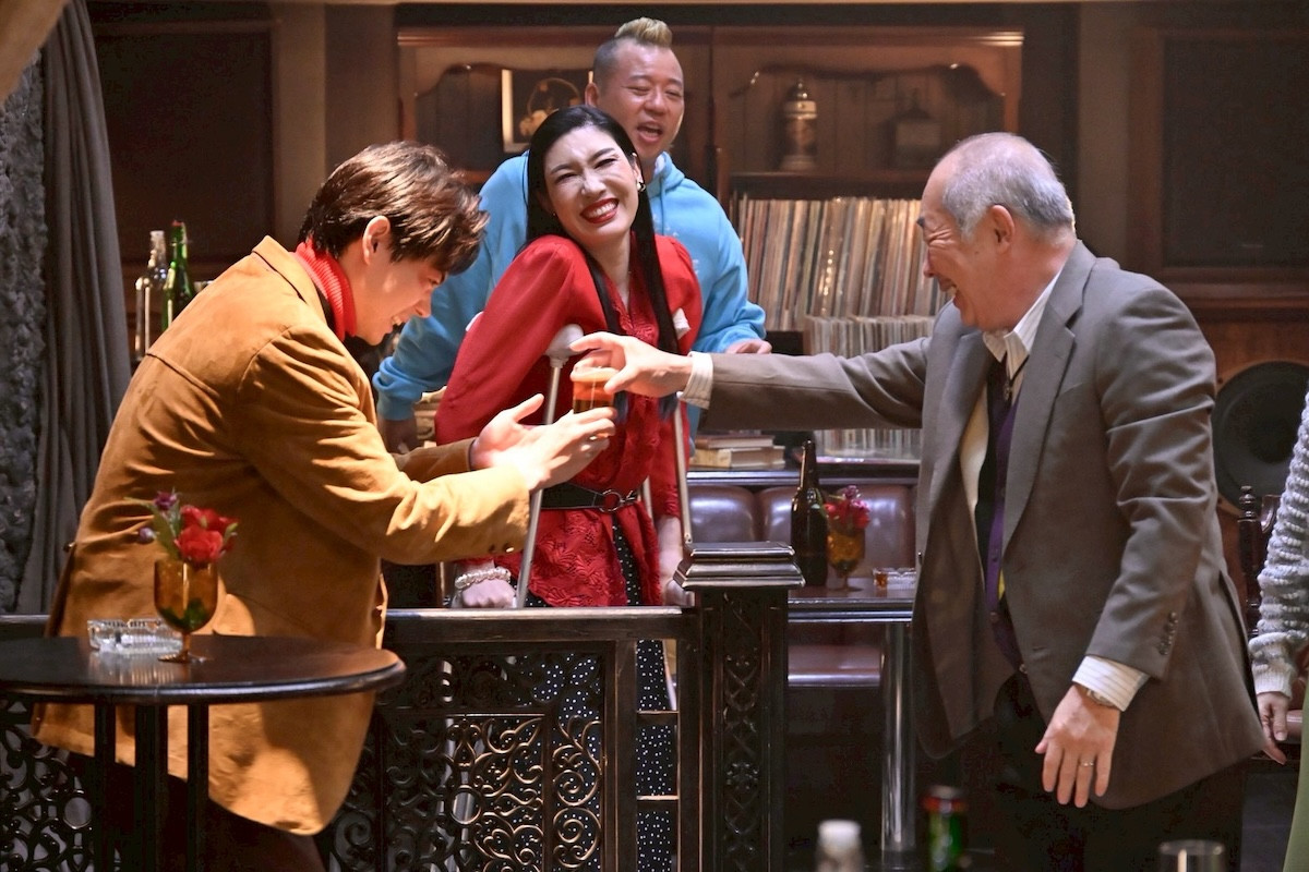 『もしがく』“リカ”二階堂ふみ、“樹里”浜辺美波を打ち上げでガン詰め　ネット騒然「攻撃力高すぎ」「バッチバチ」