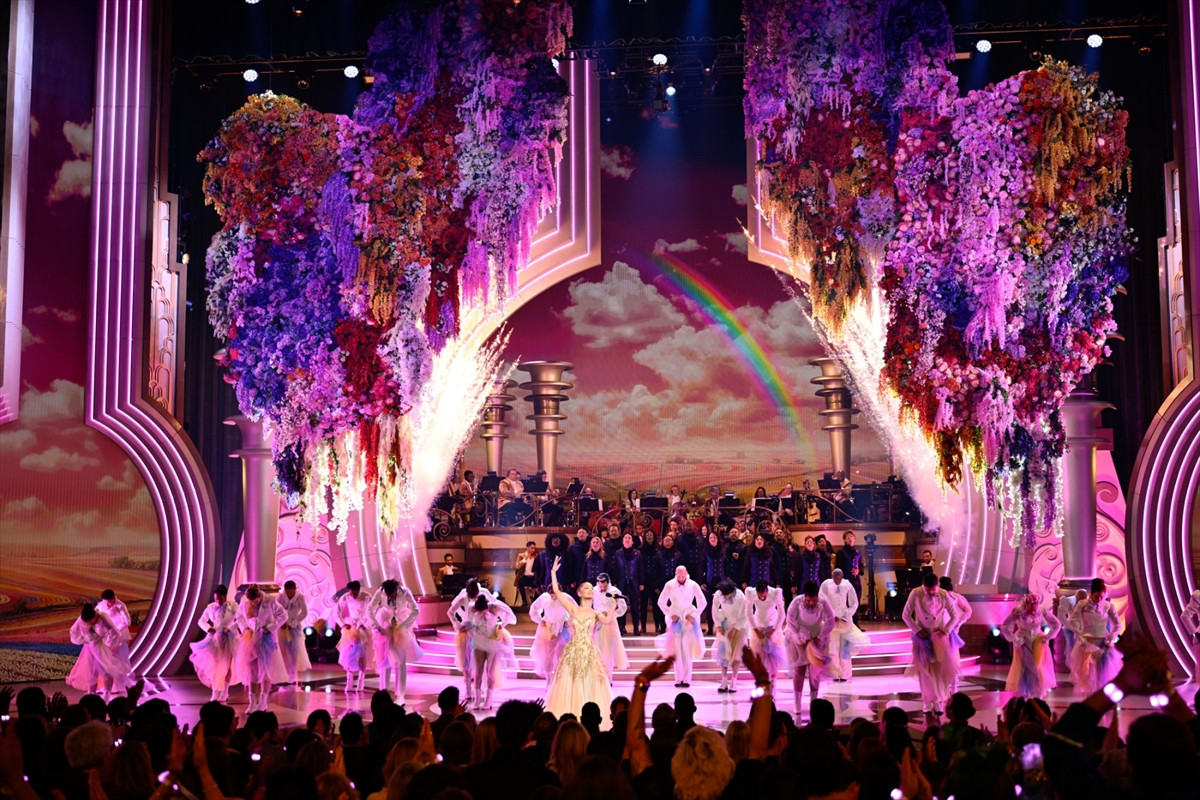 シンシア・エリヴォ＆アリアナ・グランデほか豪華キャストが圧巻のパフォーマンスを披露！「ウィキッド・スペシャル：忘れられない一夜」を開催