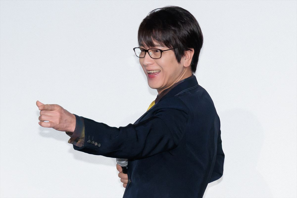 Snow Man・向井康二、森崎ウィンの手を突然握る「繋いでほしいんかなって」