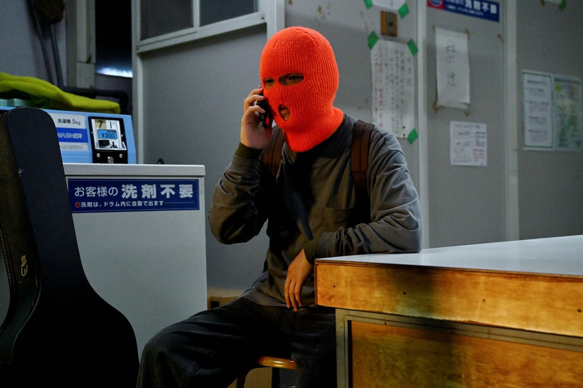 『シナントロープ』第7話　“都成”水上恒司、かつて追いかけられた強面の男の正体を知る