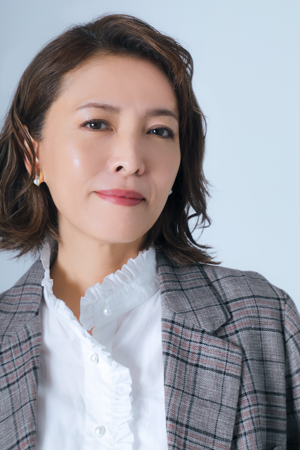 安蘭けい＆瀬奈じゅん、待望の初共演　宝塚で1期違いの2人が明かすお互いの魅力とは