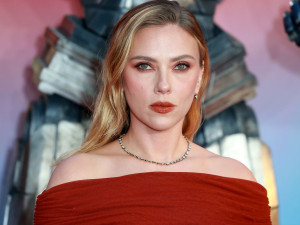 スカーレット・ヨハンソン、ウディ・アレン支持を表明した影響について言及