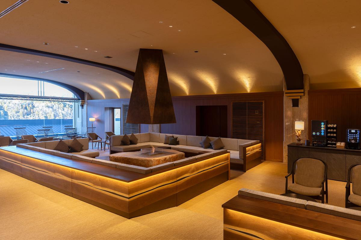 “大江戸温泉物語Premium”が岐阜と三重に誕生! 展望風呂やプレミアムラウンジを新設