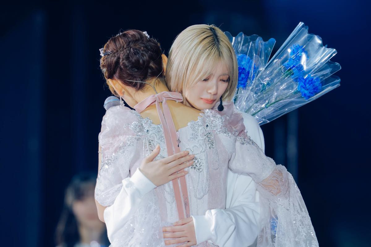 櫻坂46・井上梨名が卒業セレモニー開催「7年間のアイドル人生、100点満点です！」