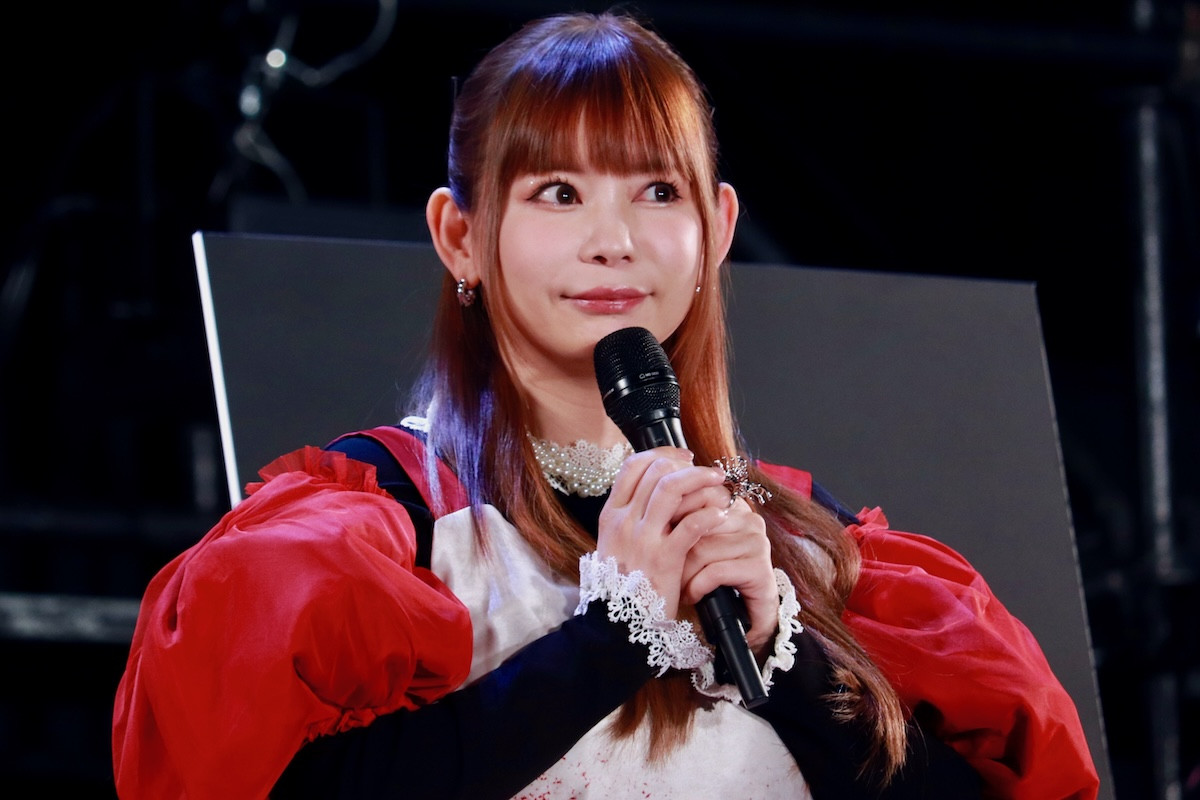 中川翔子、“血しぶきドレス”で出産後初の公の場　ホラー映画と乗り切る“子育て術”明かす＜東京コミコン2025＞