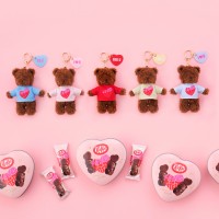 シルバニア」×「フェイラー」が初コラボ！ いちごや花がデザイン