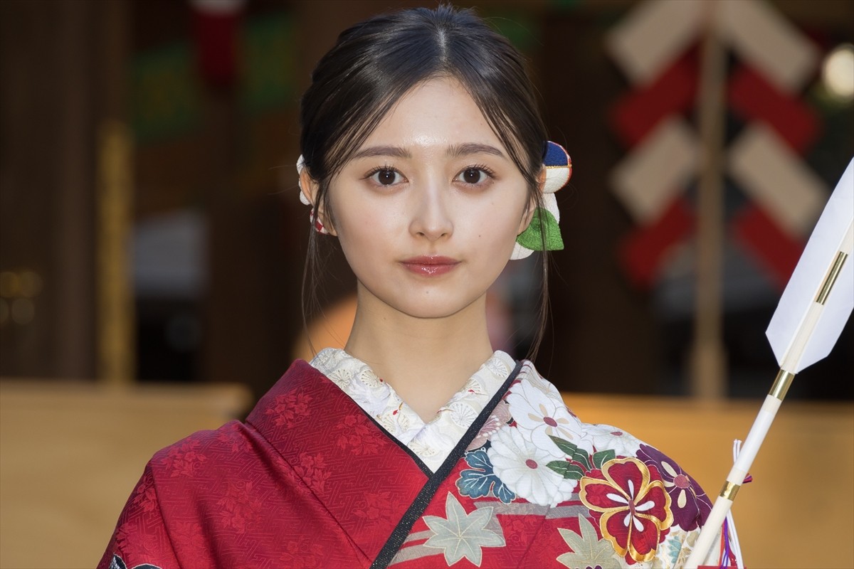 乃木坂46・筒井あやめ＆井上和が2人で成人式「私たちは“にょろにょろ世代”です！」
