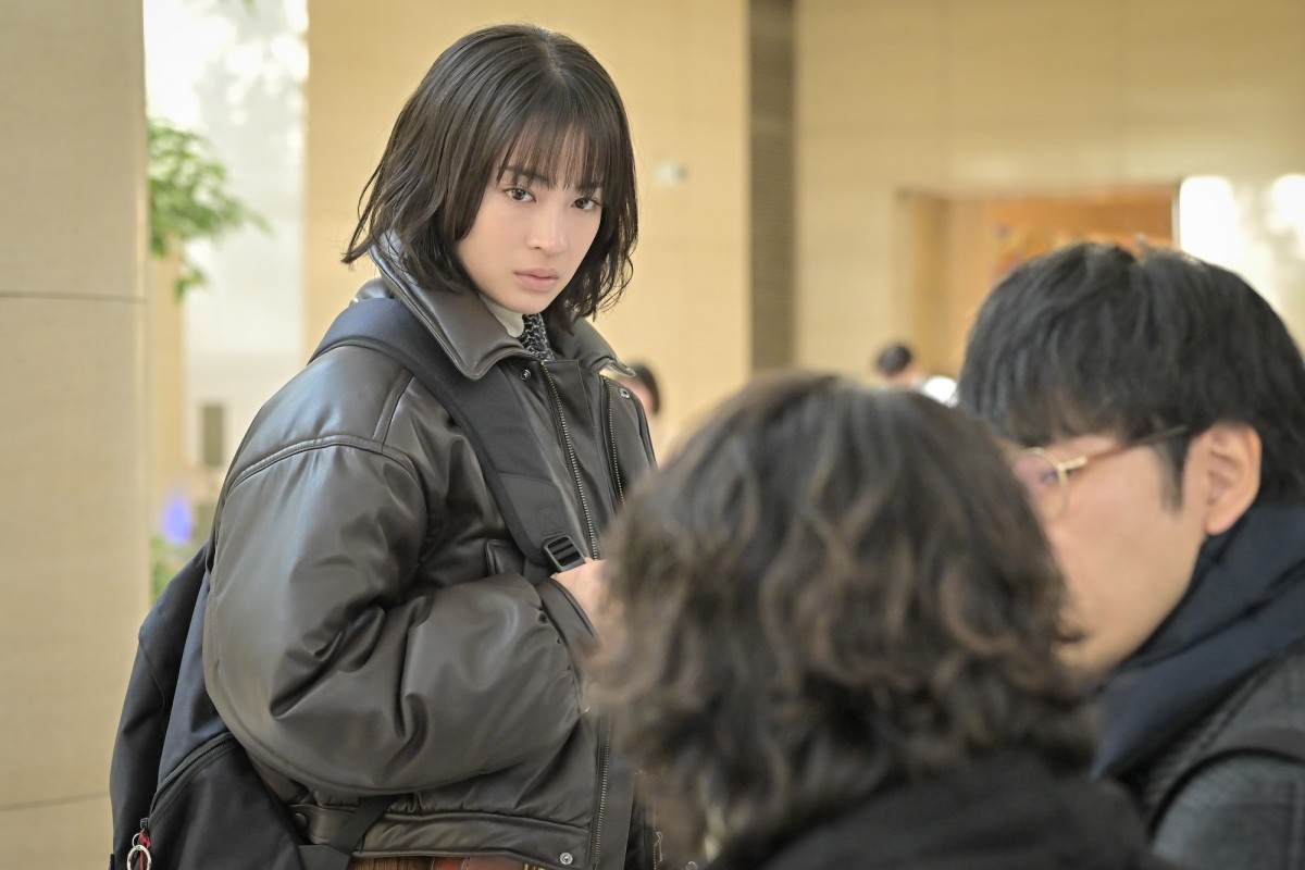『クジャクのダンス、誰が見た？』第2話“心麦”広瀬すず、“神井”磯村勇斗から出生の秘密を突き付けられる