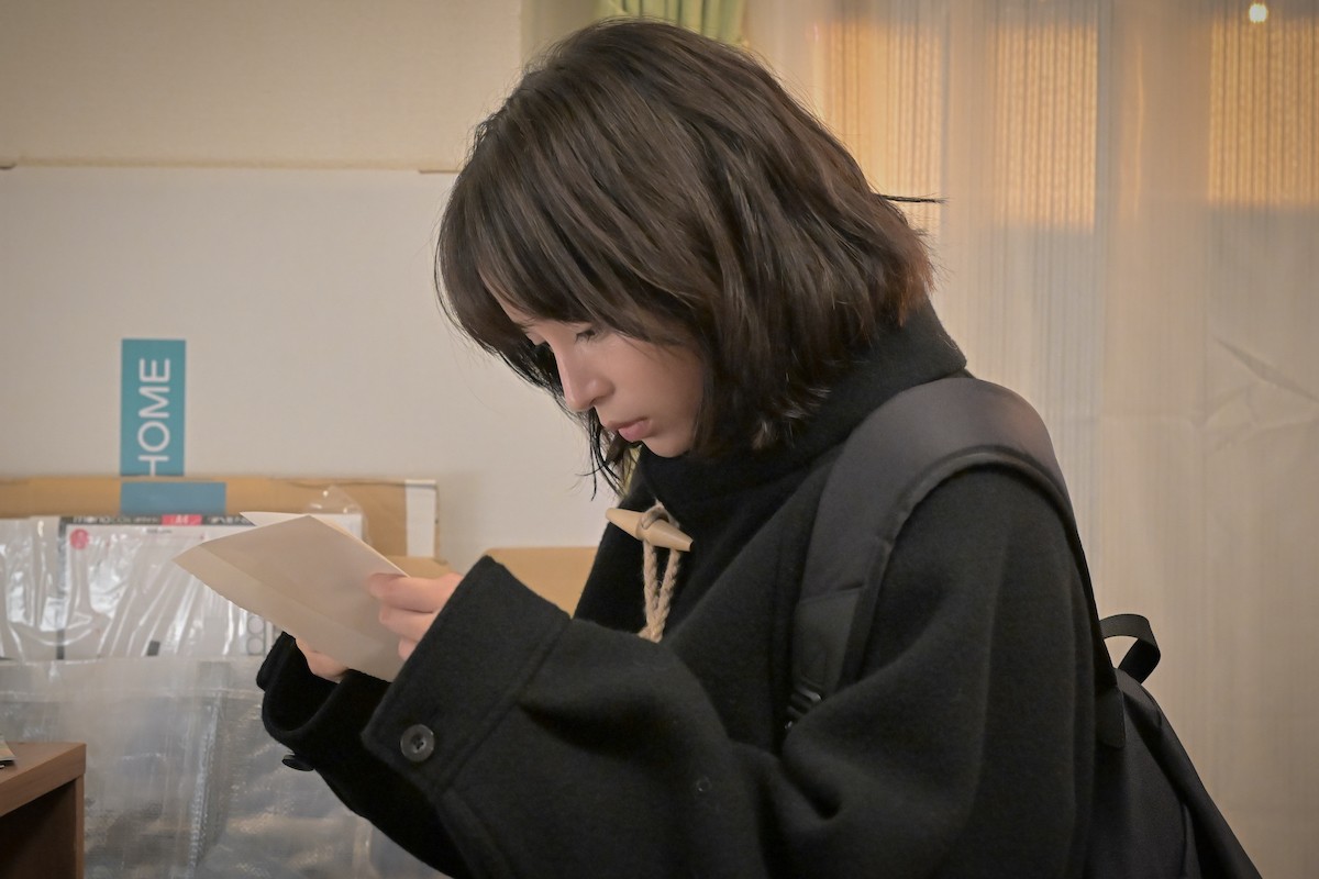 『クジャクのダンス、誰が見た？』第2話“心麦”広瀬すず、“神井”磯村勇斗から出生の秘密を突き付けられる