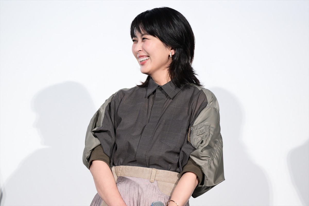 松たか子と松村北斗、バレンタインの「ファーストチョコ」の思い出を明かす