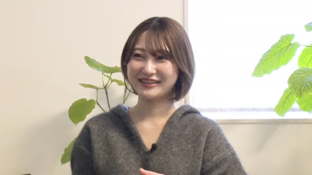 坂道系人気メンバー → 年収1億超え銀座トップキャバ嬢に転身　独特の接客に驚き