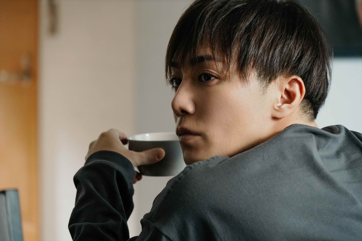 成宮寛貴、8年ぶり俳優復帰！　ABEMA『死ぬほど愛して』“魅惑的な殺人鬼”役で主演