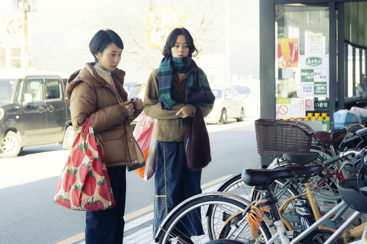 『ホットスポット』第4話　“清美”市川実日子＆“高橋”角田晃広がトラブル対応に終われる中、町では不可解な事件が発生