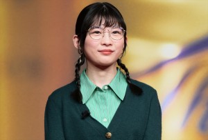 伊藤沙莉、「ザ・プレミアム・モルツ」新CM発表会に登場