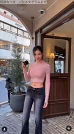 阿部なつき、ソロショット　※「阿部なつき」インスタグラム