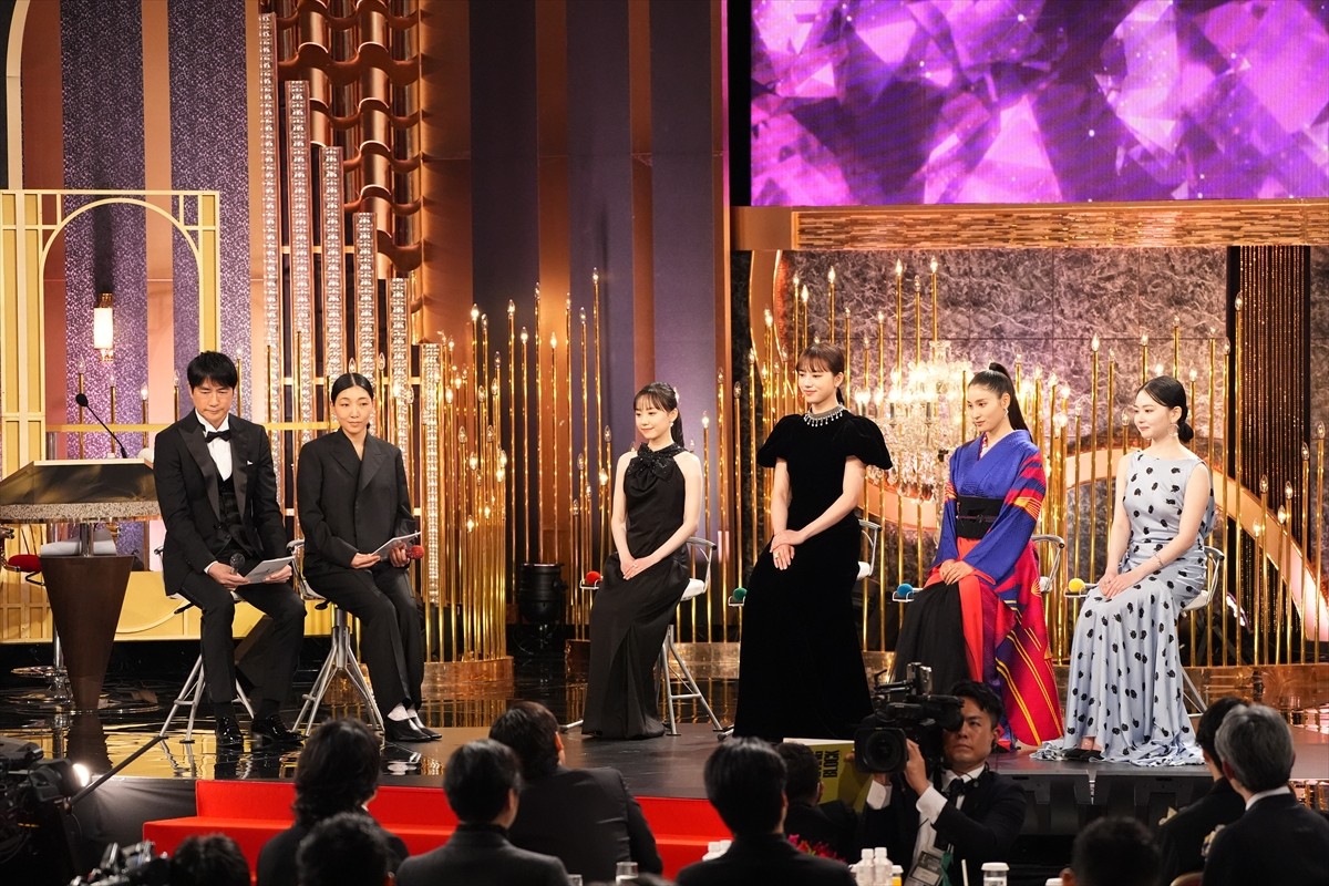 ＜第48回日本アカデミー賞＞吉岡里帆、最優秀助演女優賞を『正体』で初受賞！「少しでも観ていただける方の何かのパワーになるように精進していきたい」とさらなる飛躍を誓う