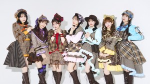 FRUITS ZIPPER（左から）鎮西寿々歌、仲川瑠夏、月足天音、松本かれん、櫻井優衣、早瀬ノエル、真中まな