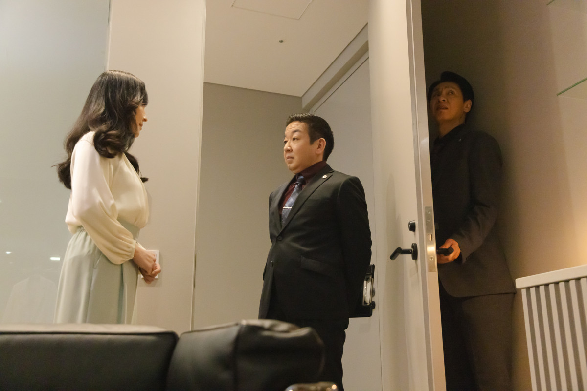『魔物』初回、塩野瑛久の美しさに絶賛「全人類惚れてしまう」　次回予告にバキバキ腹筋＆喪服ラブシーンも