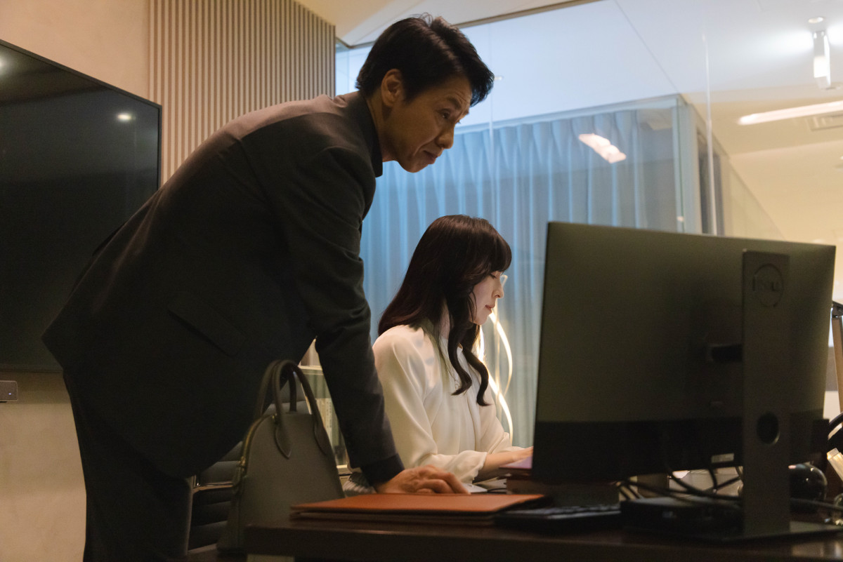 『魔物』初回、塩野瑛久の美しさに絶賛「全人類惚れてしまう」　次回予告にバキバキ腹筋＆喪服ラブシーンも