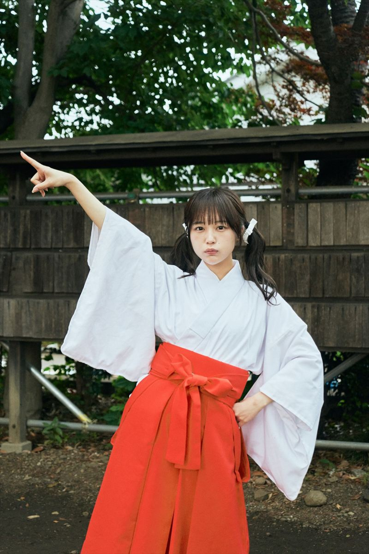 『見える子ちゃん』原菜乃華、久間田琳加、なえなの、山下幸輝らの青春オフショ解禁！　“見えない”予告も到着