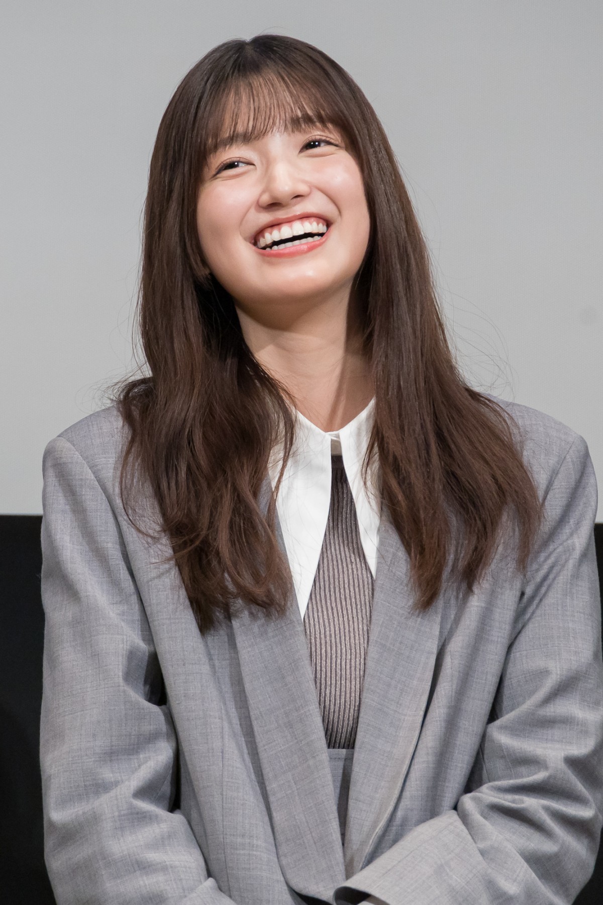 乃木坂46・五百城茉央、flumpool・山村隆太の暴露に赤面「言わないって言ったじゃないですか」