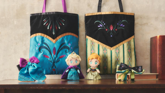ディズニーストア『アナ雪』新コレクション発売！　戴冠式シーンのドレスをデザイン