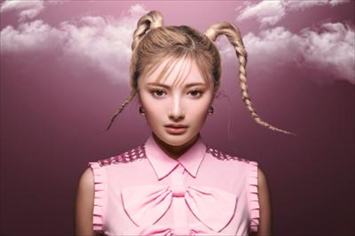 究極体感ドリフトエンターテイメント『ALIVEHOON』新作製作決定！　主演は安斉かれん