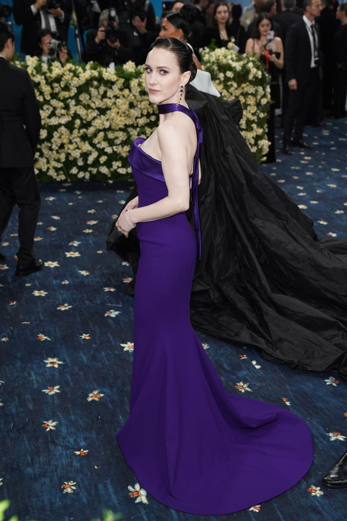 【フォト特集】＜メットガラ2025＞第3子を発表したリアーナや奇抜な衣装を見せたセレブたちまで！　ゴージャス衣装をピックアップ