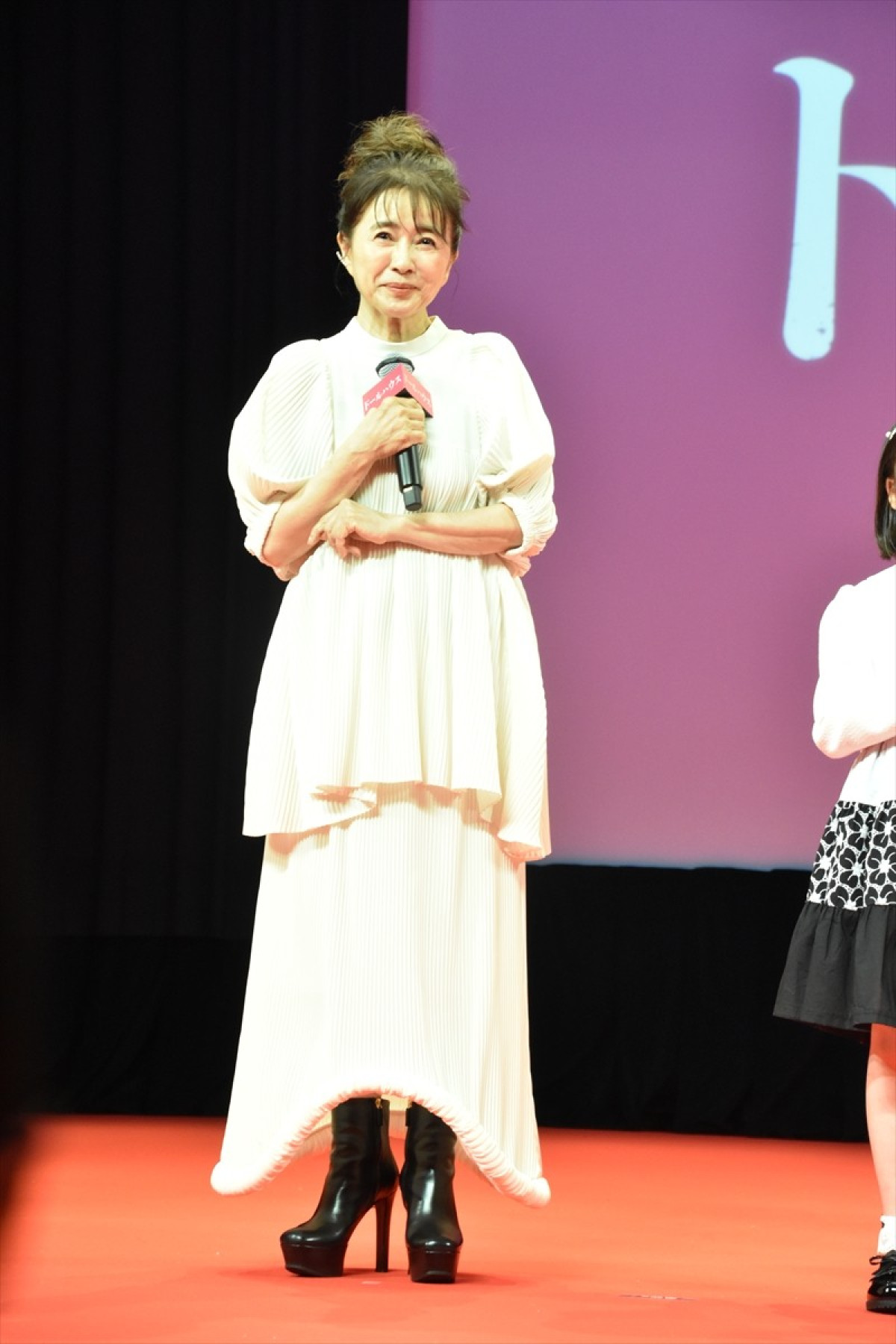 長澤まさみ、“アヤ人形”との印象的な撮影シーン語る「時々笑いかけてくれる」