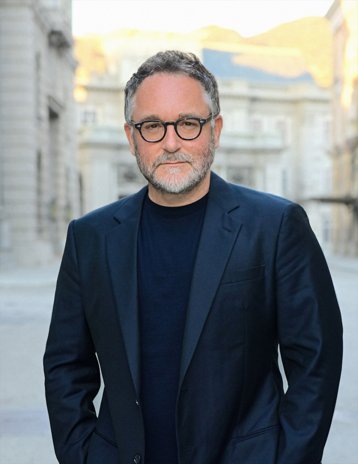 ブライス・ダラス・ハワード、オーランド・ブルームら共演『ディープ・カバー ～即興潜入捜査～』6.12配信！　場面写真到着
