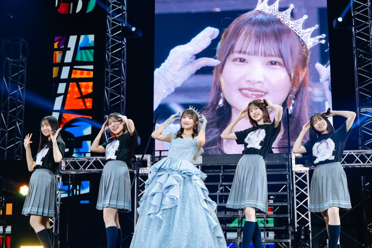 日向坂46・高瀬愛奈「アイドルとして過ごした日々は一生の宝もの」　「13th Single ひなた坂46 LIVE」レポート