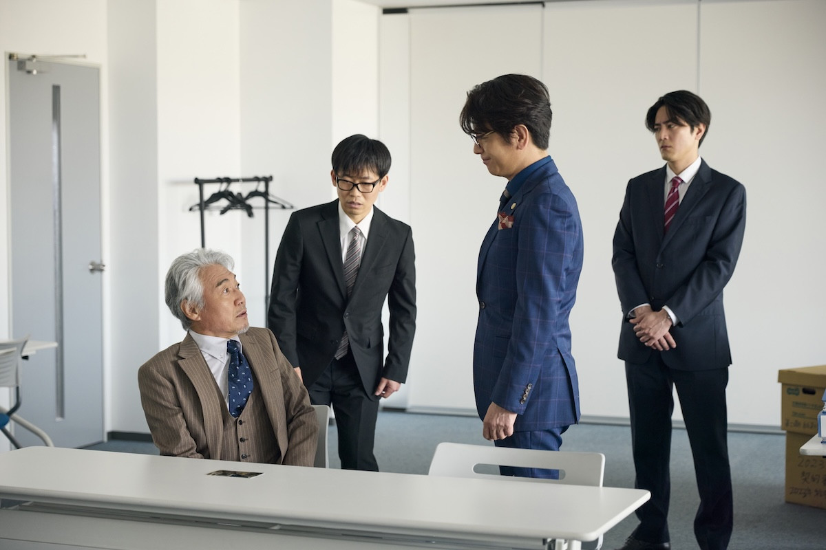 『イグナイト』“カメレオン桐石”及川光博の変身ぶりに反響「惚れそう」「スピンオフやろう」