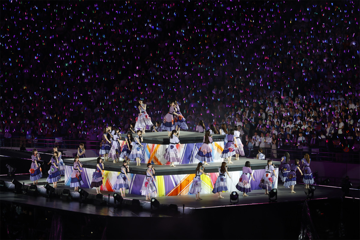 乃木坂46、13周年ライブにファン11万人集結　6期生は先輩メンバーと初ステージ【DAY1＆DAY2セットリストも】