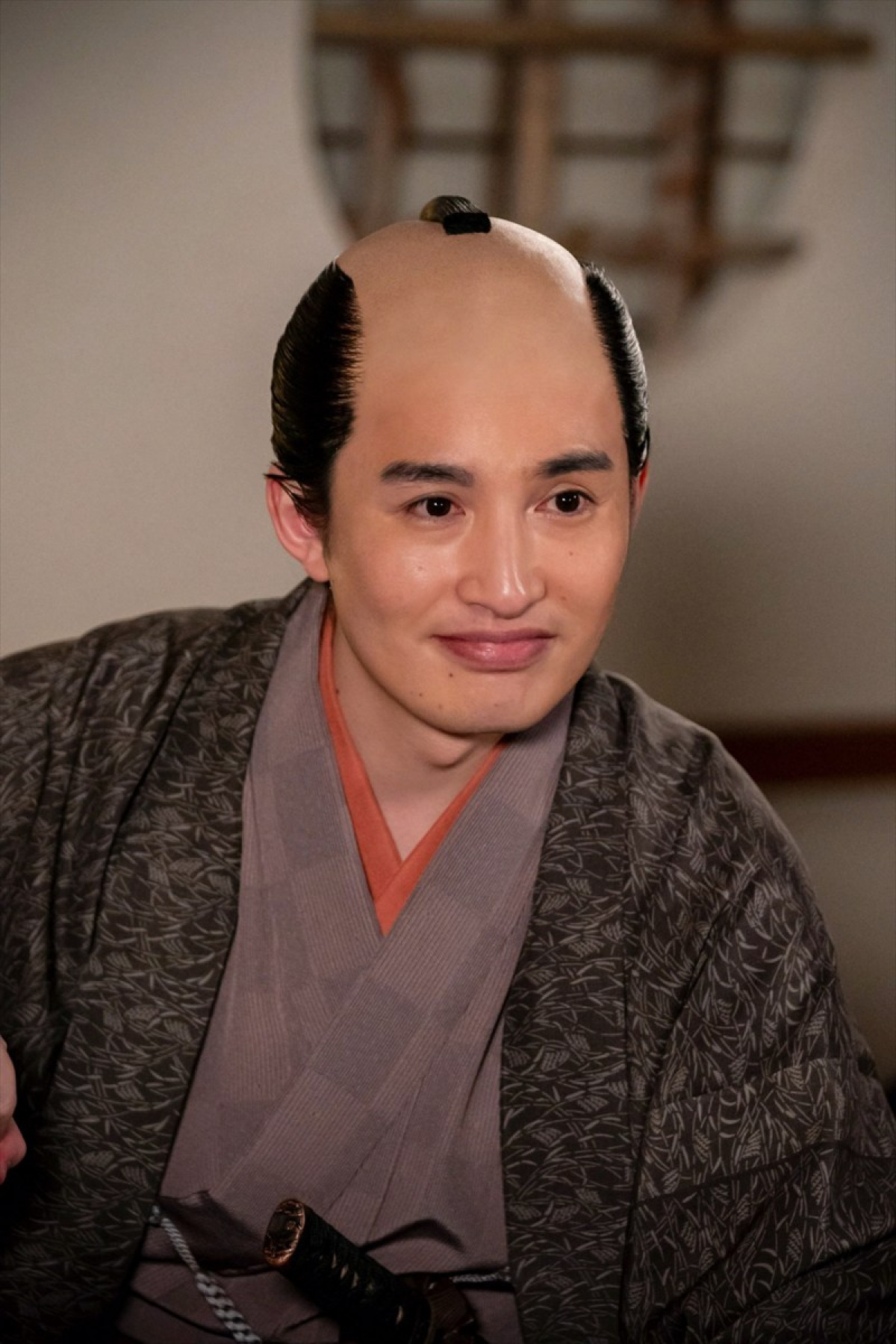 “蔦重”横浜流星の妻に橋本愛　大河ドラマ『べらぼう』新キャストたちの扮装姿を一挙見！