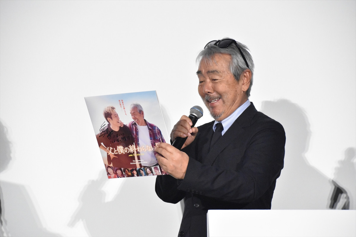寺尾聰「これが最後の作品になるかもしれない」と挑んだ映画『父と僕の終わらない歌』　共演者に感謝しきり