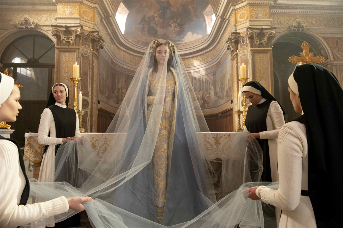 修道女のお腹に宿ったのは神か悪魔か？　『IMMACULATE 聖なる胎動』恐怖の予告＆場面写真解禁