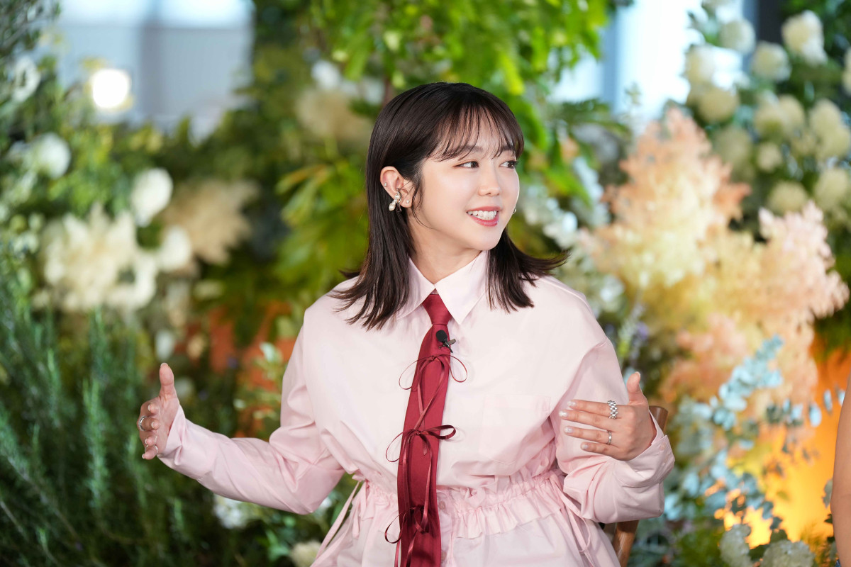 14歳年下夫と“マチアプ婚”新山千春、交際中ついていた“ウソ”を告白