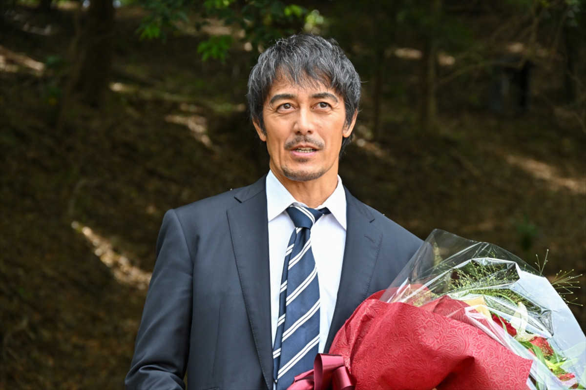 阿部寛、永野芽郁、道枝駿佑ら、日曜劇場『キャスター』オールアップ！　コメント到着