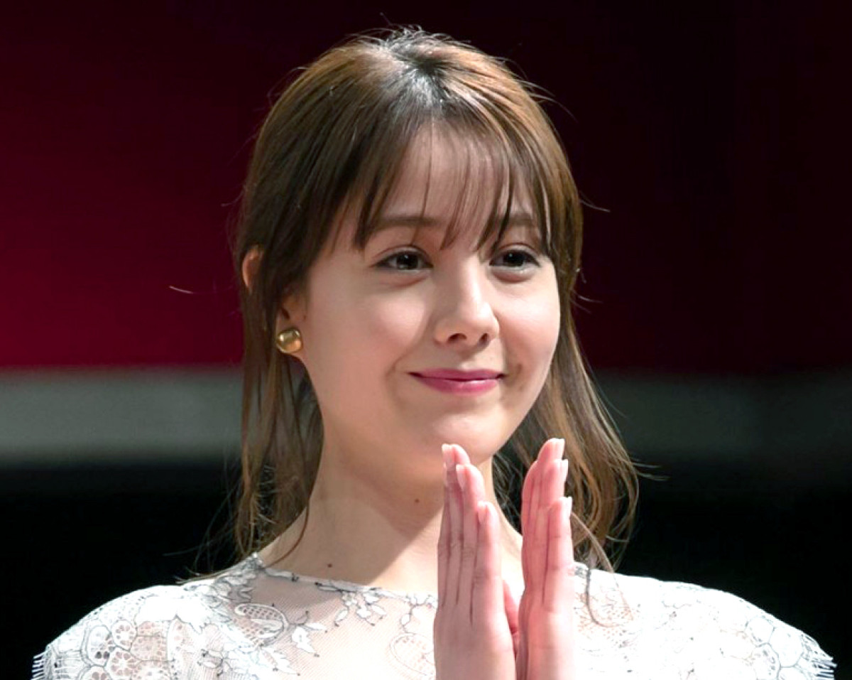 主演・トリンドル玲奈 整形し、顔も名前も別人になってまで復讐する痛快エンタメ作