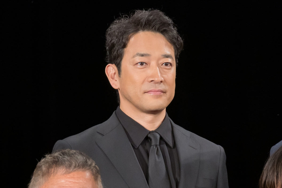綾野剛、ファンへの気遣いに拍手「体調とか悪くなったらすぐ言って」