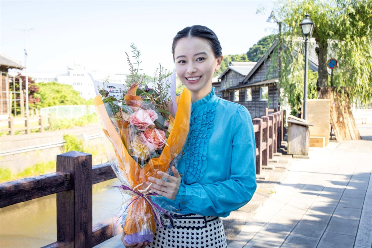 『波うららかに、めおと日和』“ふかふみ”小関裕太＆山本舞香、和久井映見、生瀬勝久がクランクアップ！