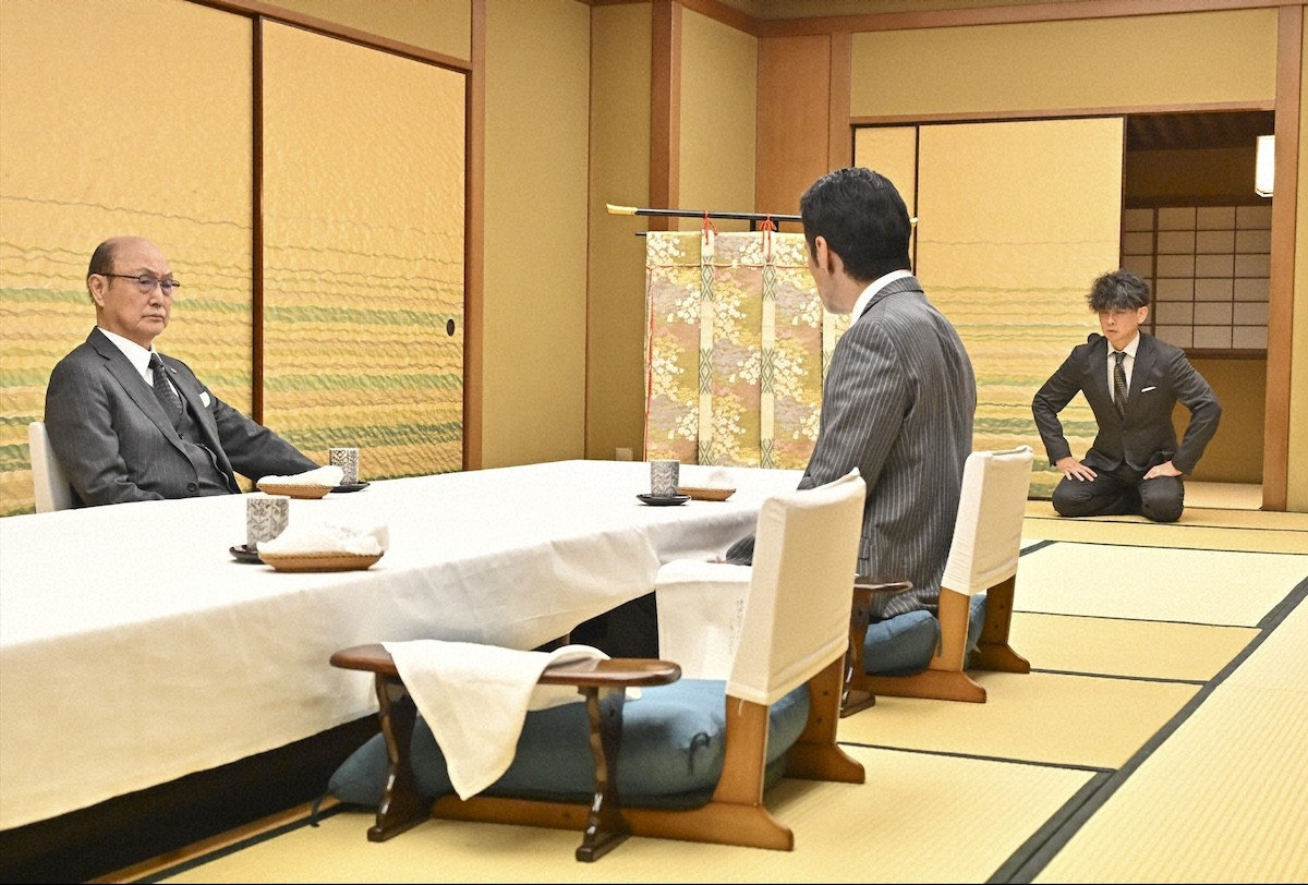 『キャスター』“進藤”阿部寛、降板の危機　ラストで意外な人物が登場「まさか」「鳥肌」（ネタバレあり）