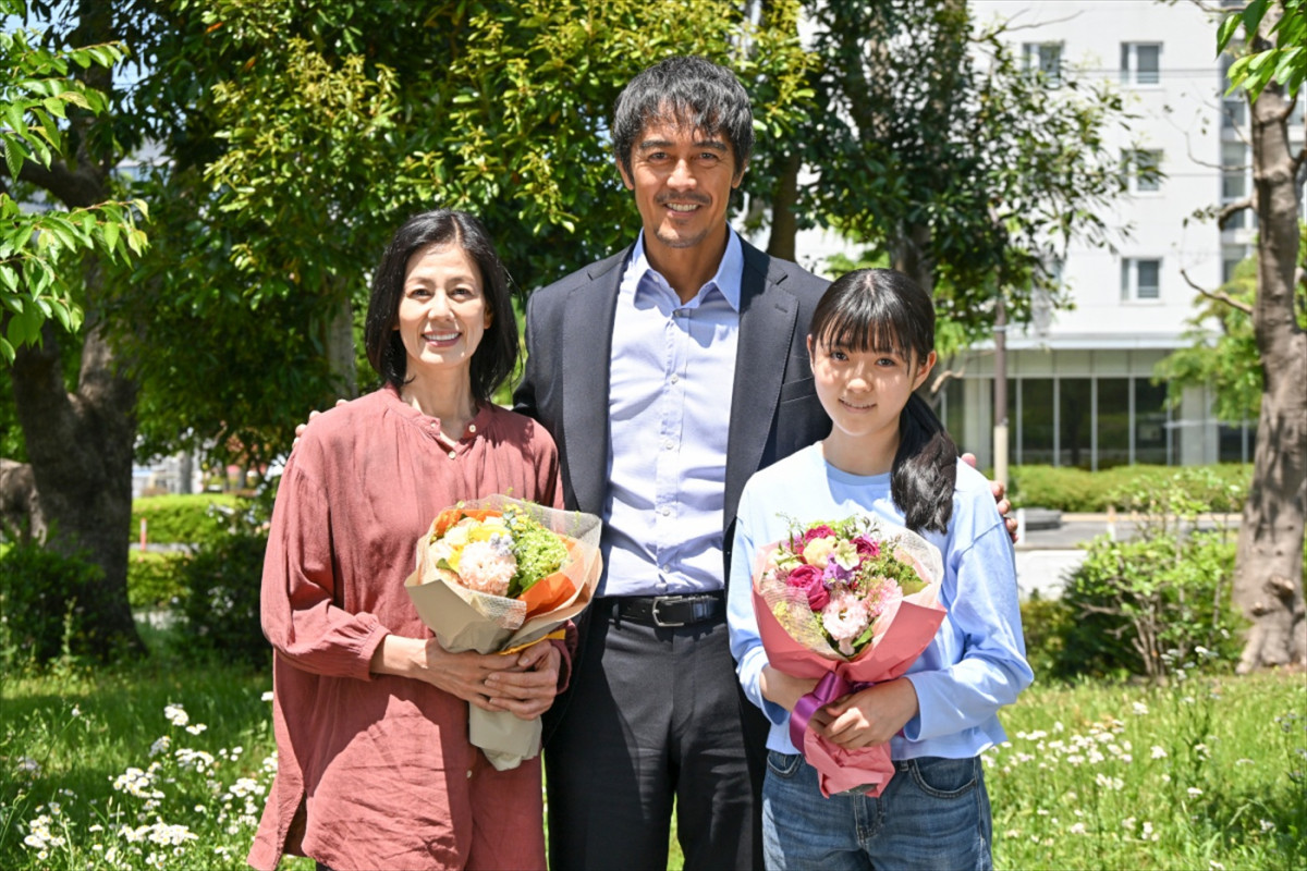 阿部寛、永野芽郁、道枝駿佑ら、日曜劇場『キャスター』オールアップ！　コメント到着