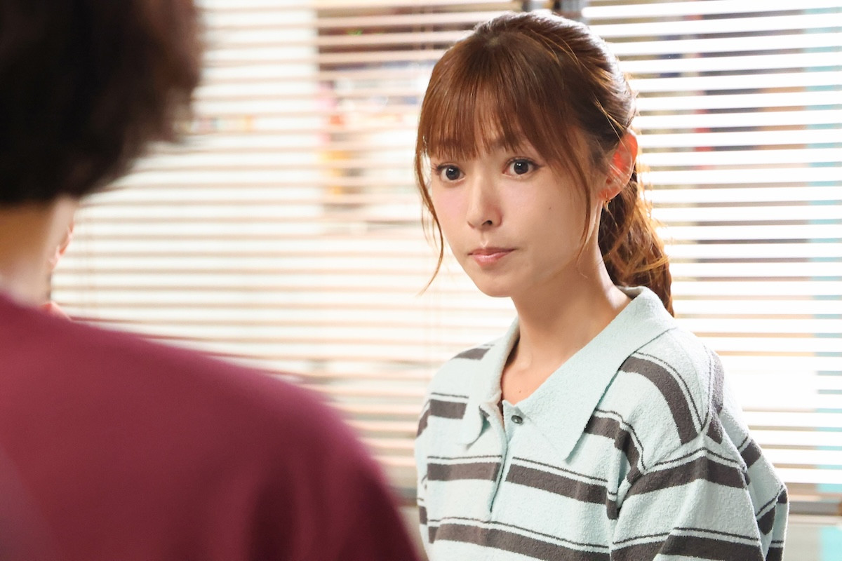 『初恋DOGs』第2話　“愛子”清原果耶、“ソハ”ナ・イヌからドライブに誘われる