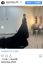 土屋太鳳、舞台のオフショットからドレス姿を披露　※「土屋太鳳」インスタグラム