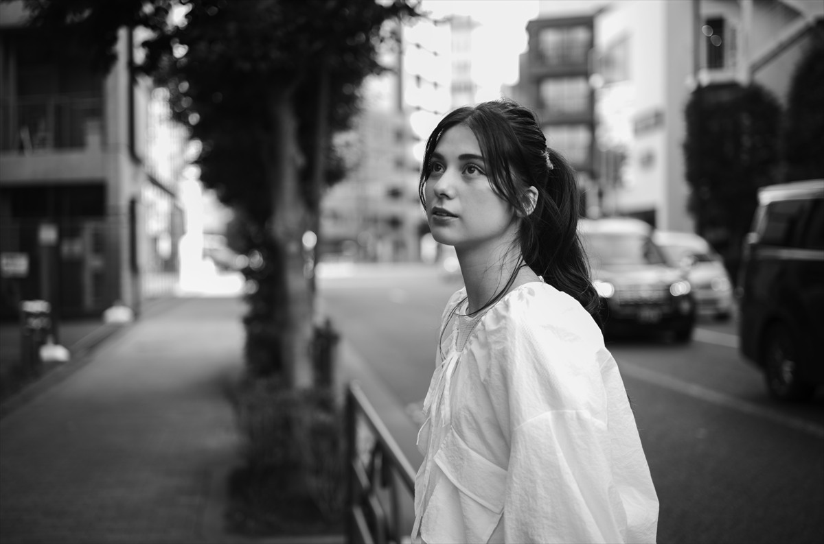 島崎遥香×ISSEI「もしも世界に『レンアイ』がなかったら」、毎回変わるエンディングに注目！　6組のアーティストが新曲書き下ろし
