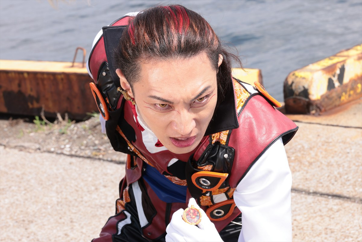 『ナンバーワン戦隊ゴジュウジャー』第23話「孤独な超新星、覚醒ウルフ！」、陸王がゴジュウジャーを裏切った!?