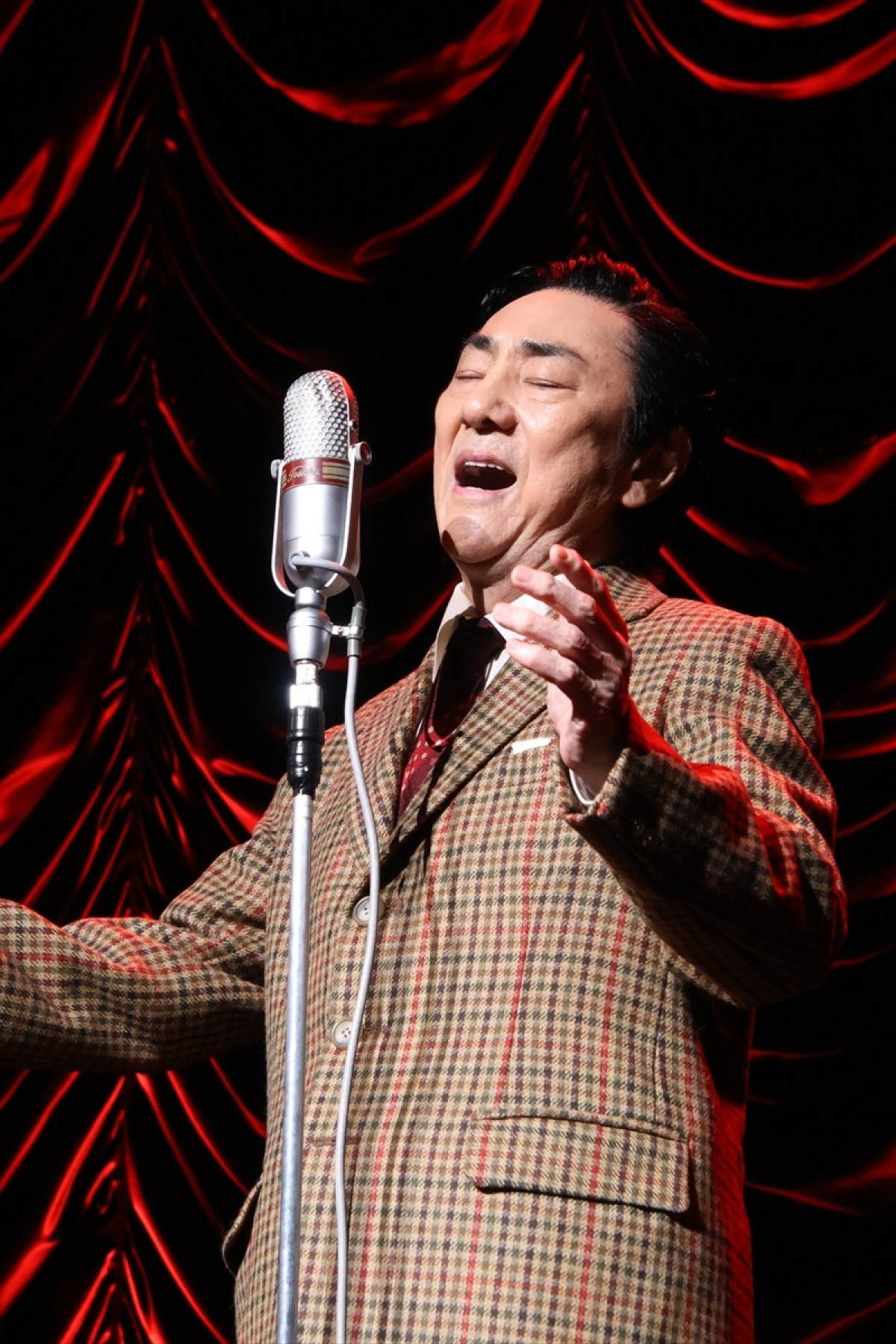 本田響矢、昭和舞台の作品続き「ほぼ令和がない年に」　音楽劇『エノケン』で7年ぶり舞台
