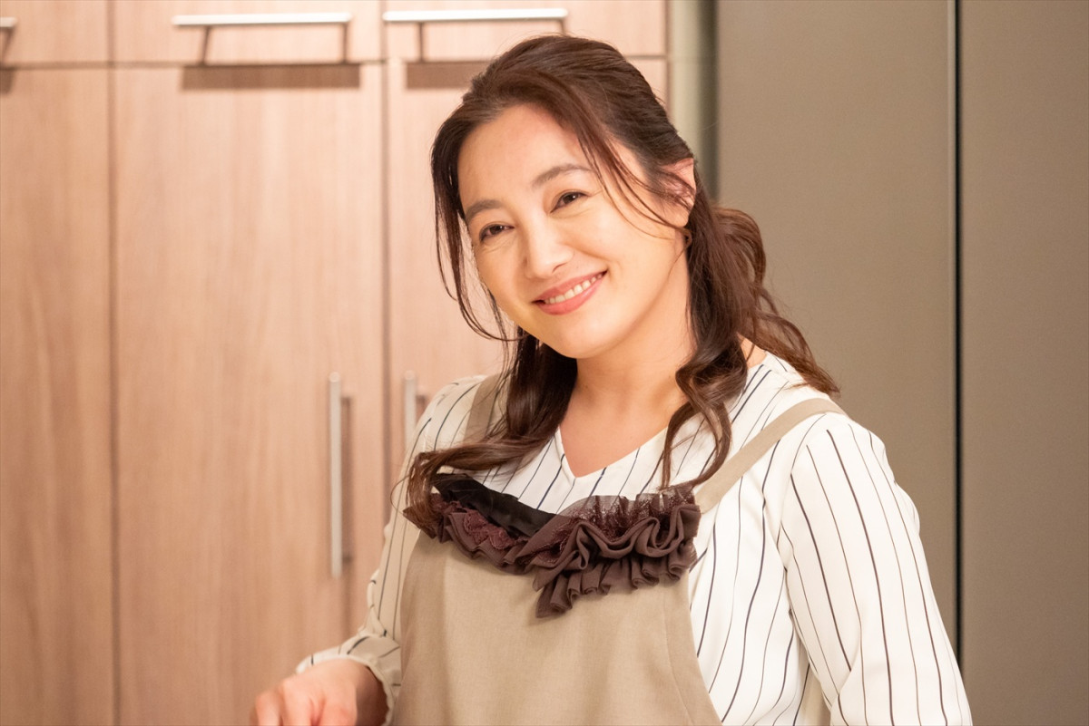 ロバート秋山『笑ゥせぇるすまん』、黒島結菜、中川大志、仲間由紀恵らゲスト＆本予告解禁　あのは一人二役に挑戦！